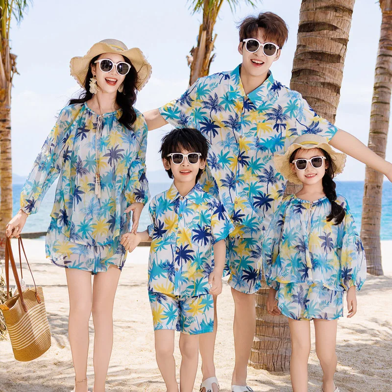 Plant Parental - Família férias olhar roupas combinando férias